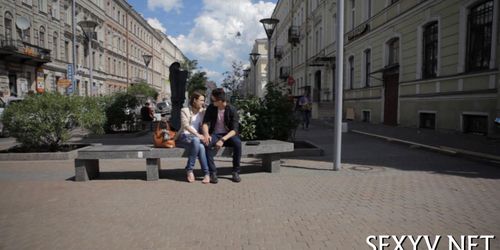 Пошли попить чаю, а закончилось оральными ласками