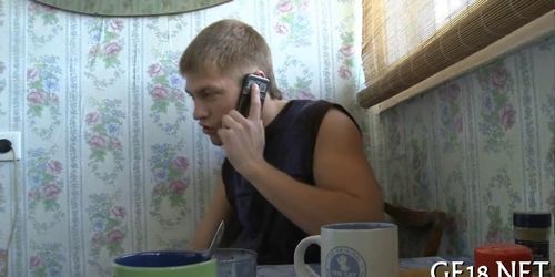 Мулат оттрахал сочную суку при её парне
